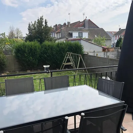 Maison Charmante A Avec Jardin Et Jacuzzi Prázdninový dům *